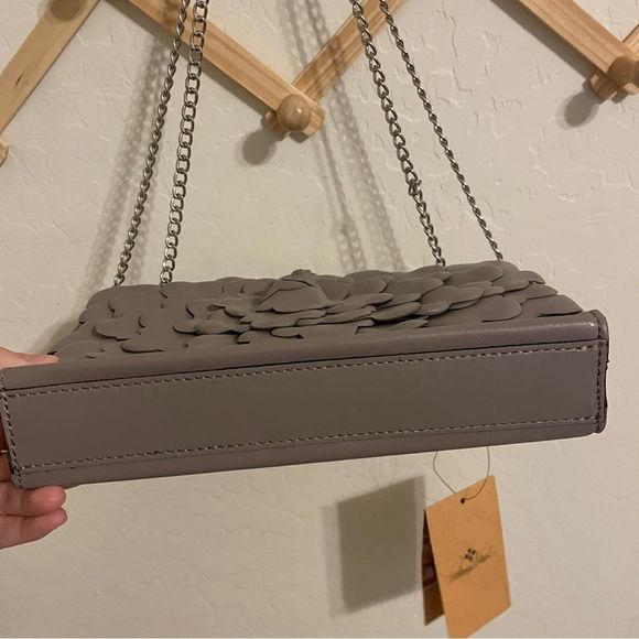 NWT Patricia Nash Petals Leather Crossbody Stone Grey - Picture 10 of 11